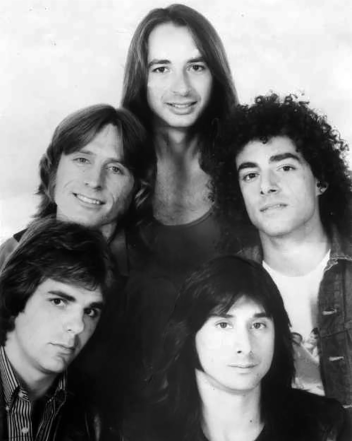 steve perry 1982, american rock singer, 1980s rock bands, journey lead singer, 1980s hit songs, oh sherrie, open arms, foolish heart, steve perry younger