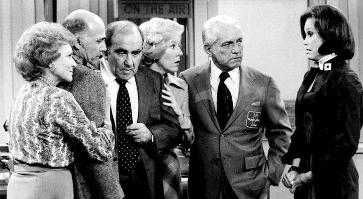 mary tyler moore show cast, 1970s tv sitcoms, last episode, betty white sue ann nivens, gavin macleod, murray slaughter, edward asner, lou grant, georgia engel, georgette baxter, ted knight, ted baxter, mary tyler moore, tv shows, emmy awards, actors, actresses