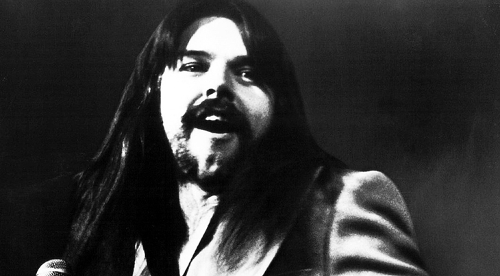 bob seger 1977, 1970s rock bands, american rock singer, songwriter, silver bullet band lead singer, american musicians, rock and roll singers, baby boomer fans, rock albums, 1970s hit songs, night moves, stranger in town, 1970s hit singles, best rock songs, mainstreet, old time rock and roll, still the same, we've got tonight, bob seger birthday, born may 6 1946, bob seger  younger