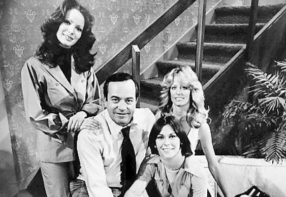 charlies angels cast 1977, david doyle, bosley, kate jackson, farrah fawcett, jaclyn smith, 1970s television series, 1970s tv shows, american actresses