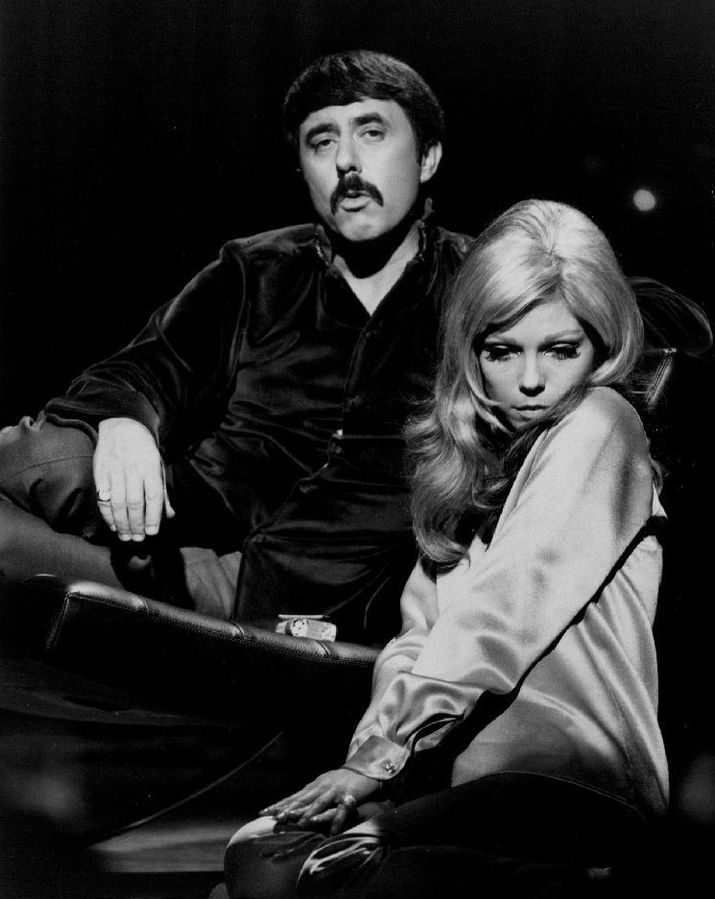 nancy sinatra 1968, lee hazlewood, american singers, songwriters, 1960s hit songs, these boots are made for walkin, collaboration albums, friends