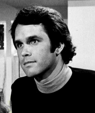 gregory harrison 1977, trapper john md, dr george alonzo gates, gonzo gates, 50+, senior citizen, actors, aging father, senior years, married randi oakes, cocaine addiction, cocaine abuse, alcohol addiction, substance abuse, betty ford clinic, surfer, surfing, logan's run, 19790s television shows