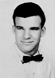 steve martin 1963, american comedian, musician, movie director, movie producer, comedy writer, 1960s tv series, the smothers brothers comedy hour, actor, 1970s television series, 1970s tv variety shows, the sonny and cher comedy hour, the ken berry wow show, 1970s movies, another nice mess, sgt peppers lonely hearts club band, the muppet movie, the jerk