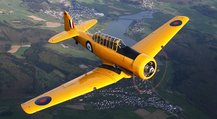  british commonwealth air training plan, warplane heritage, vintage planes, harvard t6, wwii airplanes