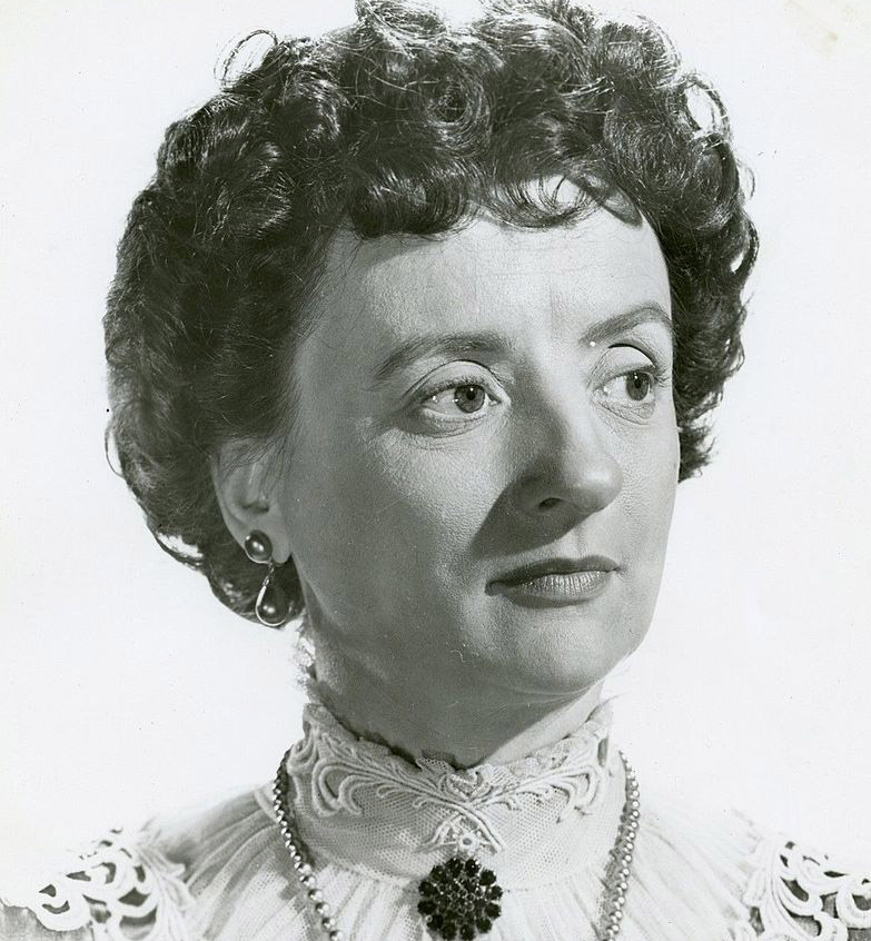 mildred natwick 1947, american actress, 1940s movies, the enchanged cottage, yolanda and the thief, 3 godfathers, she wore a yellow ribbon, 1940s movies, cheaper by the dozen, the quiet man, the trouble with harry, the court jester, tammy and the bachelor, 1960s movies, barefoot in the park, if its tuesday this must be belgium, 1970s movies, daisy miller, at long last love, do not fold spindle or mutilate, 1970s television shows, 1970s tv movies, the snoop sisters, gwendolyn snoop nicholson, 1980s movies, kiss me goodbye, dangerous liaisons, 