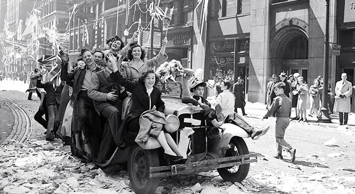 may 7 1945, wwii, world war two, ve day celebrations, toronto ontario, canada, city of toronto