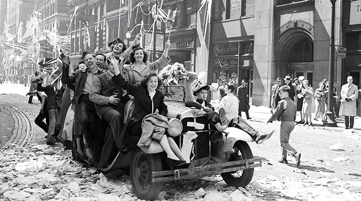 may 7 1945, wwii, world war two, ve day celebrations, toronto ontario, canada, city of toronto