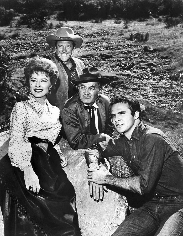 gunsmoke cast 1963, burt reynolds, quint asper, james arness, matt dillon, amanda blake, miss kitty, milburn stone, doc adams