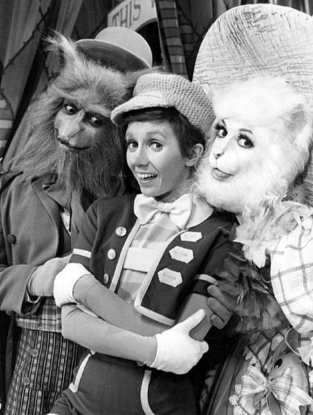 sandy duncan 1977, flip wilson, liz torres, 1970s television specials, pinocchio 1977 tv special, american actresses