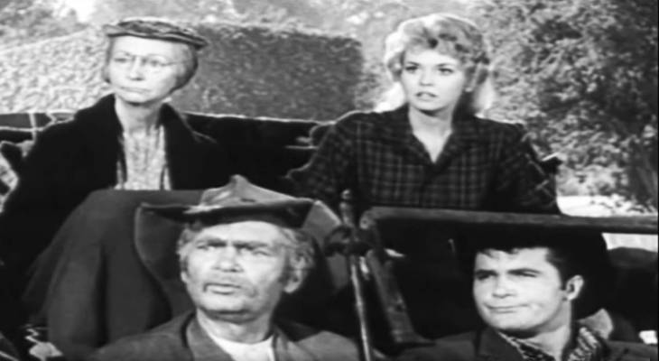 the beverly hillbillies cast 1963, baby boomers favorite television shows, american actresses, donna douglas, elly may clampett, irene ryan, granny daisy moses, american actors, max baer jr, jethro bodine, buddy ebsen, jed clampett, pa clampett, 1960s television series, 1960s tv sitcoms, 