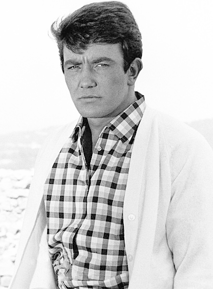 albert finney 1966, british actor, 1960s movie star, albert finney younger