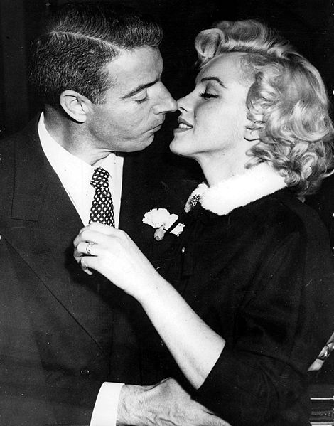 joe dimaggio 1954, marilyn monroe, american baseball player, american actress,1954 wedding, 1954 elopement, joe dimaggio married marilyn monroe