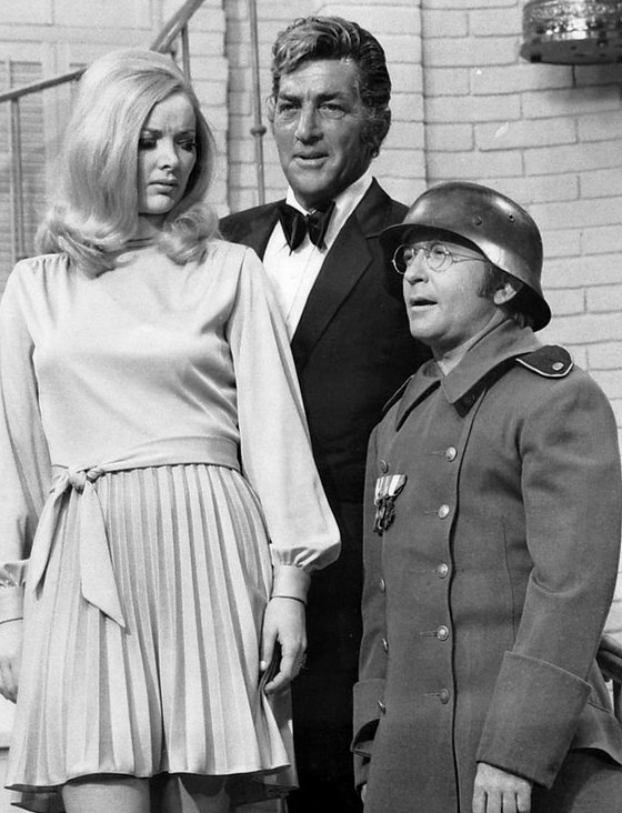 arte johnson 1970, american comedian, actor, 1970s television series, 1970s tv variety shows, guest star, the dean martin show, host dean martin, diana shatz