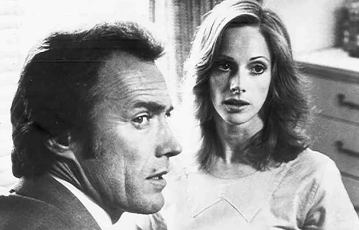 clint eastwood 1977, american actor, sondra locke, american actress, 1970s action movies, the gauntlet