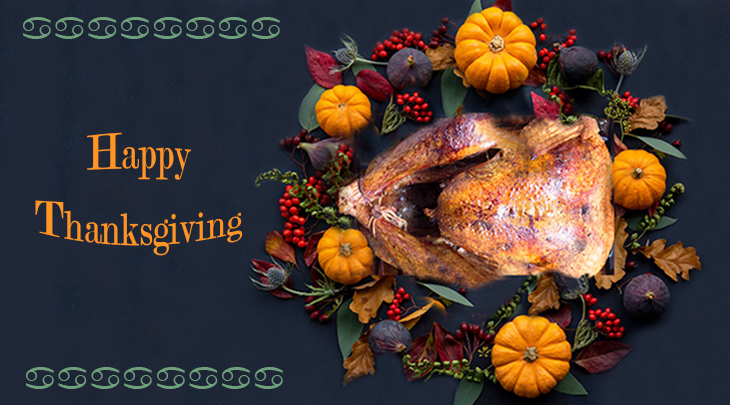 thanksgiving day, happy thanksgiving, greeting card, cooked turkey, turkey day, pumpkins, cranberries, green leaves, gourds, thanksgiving wreath,