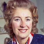 vera lynn birthday, born march 20th, english songwriter, british singer, world war ii singer, hit songs, white cliffs of dover, you cant be true dear, again, auf wiedersehn sweetheart, well meet again, my son my son, actress, movies, rhythm serenade, one exciting night,
