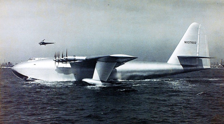 spruce goose, hughes h4 hercules, howard hughes, flying boat, wwii, airplanes, innovative planes, air transportation, wooden airplane, helicopter, hughes aircraft company, flight, pioneer, aviator, aeronautic