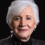 olympia dukakis died 2021, olympia dukakis may 2021 death, american actress, academy award, movies, moonstruck, working girl, look whos talking, steel magnolias, tv shows, joan of arc, search for tomorrow, sinatra, 