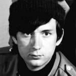 michael nesmith, died 2021, december 2021 death, american musician, actor, singer, songwriter, tv shows, the monkees, hit songs, mary mary, different drum, last train to clarksville, im a believer, steppin stone