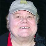 louie anderson, died 2022, january 2022 death, american actor, comedian, stand up comedy, movies, cloak and dagger, quicksilver, ferris buellers day off, coming to america, tv game shows, the new hollywood square, life with louie, family feud host, the louie show