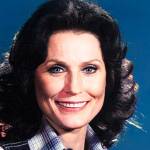 loretta lynn, died 2022, october 2022 death, american singer, country music, hall of fame, songwriter, im a honky tonk girl, coal miners daughter, the pill, louisiaina woman mississippi man, you aint woman enough, here i am again