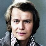 david soul, american english actor, tv shows, starsky and hutch, here come the brides, casablanca, the yellow rose, movies, magnum force, appointment with death, singer